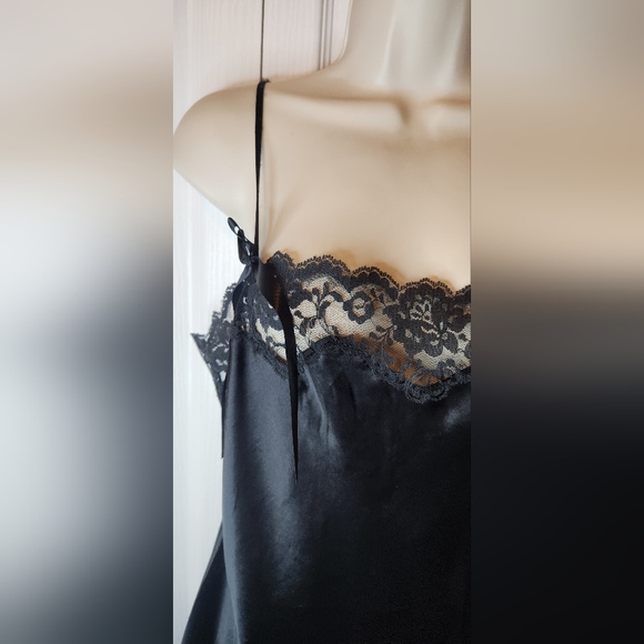Victoria's Secret Black Satin Chemise with Lace Trim Size Small Nightie - Picture 4 of 7